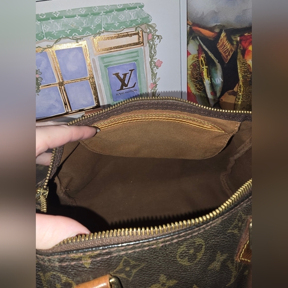 Louis Vuitton Signiture Monogram Speedy 30 (EUC)(TH0031)(2001)(COA) - Picture 8 of 13